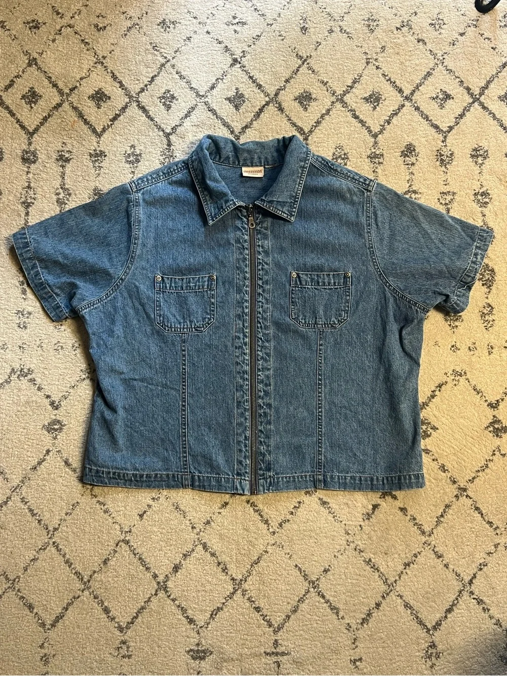 Vintage Short-Sleeve Denim Zip Front Shirt - Blue